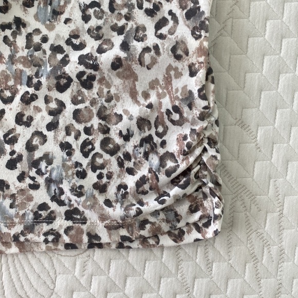 NEW Leopard Print Top - Picture 4 of 5